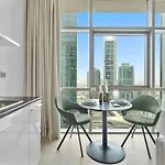 Silkhaus Modern Studio In Liberty House